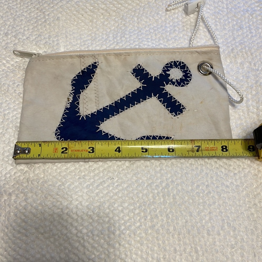Repurposed Sail Material Wristlet with Anchor - Picture 5 of 6